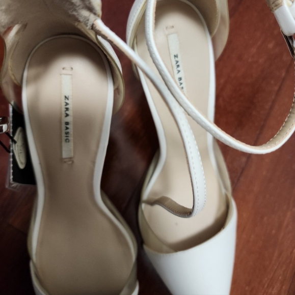 Zara Basic White Ankle Strap Pumps - Picture 3 of 10